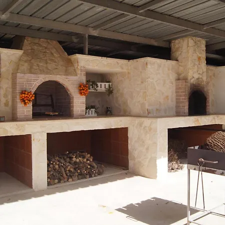 بيت للعطل Agrolivo *